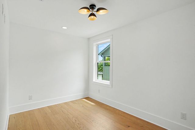 5510 Pennsylvania Ave, Nashville, TN 37209