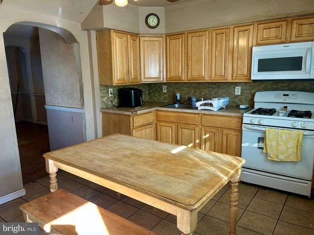 1118 GREENWICH ST, Philadelphia, PA 19147