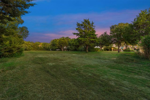 600 N Cockrell Hill Road, Desoto, TX 75115