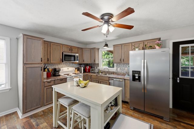 272 Kimberly Heights Drive, Nicholasville, KY 40356