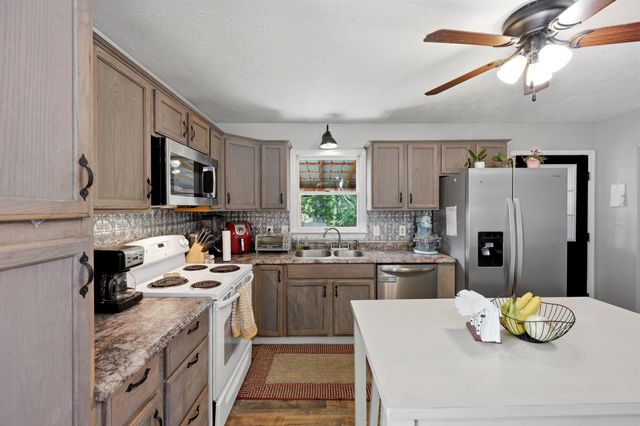 272 Kimberly Heights Drive, Nicholasville, KY 40356