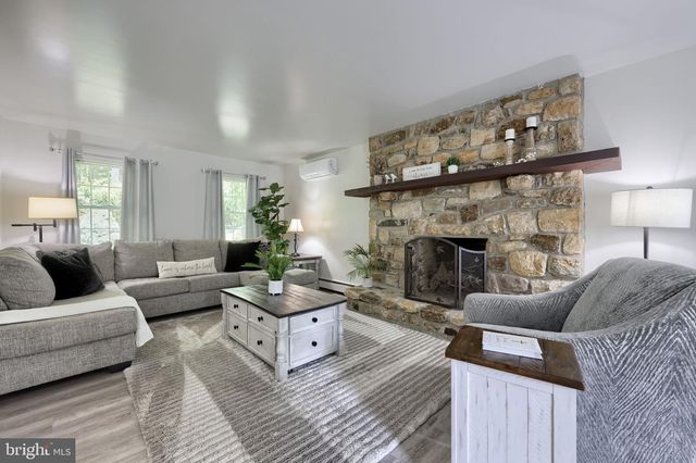 139 JOANNA RD, Morgantown, PA 19543