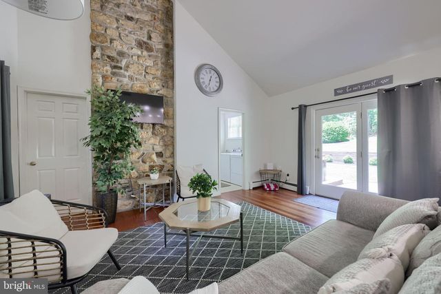 139 JOANNA RD, Morgantown, PA 19543