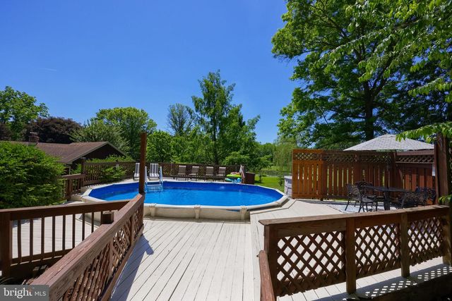139 JOANNA RD, Morgantown, PA 19543