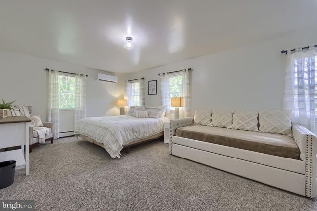 139 JOANNA RD, Morgantown, PA 19543