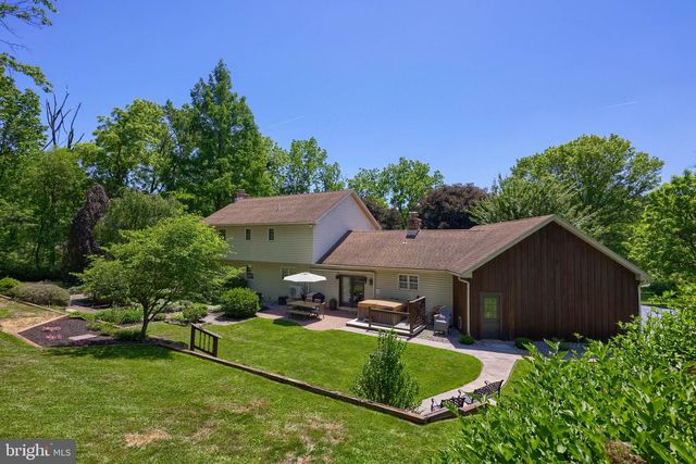 139 JOANNA RD, Morgantown, PA 19543