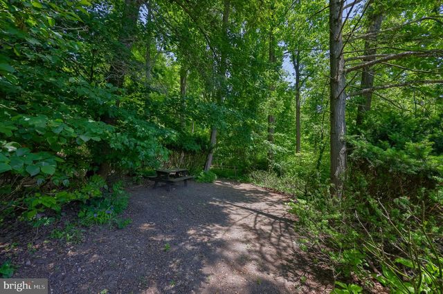 139 JOANNA RD, Morgantown, PA 19543