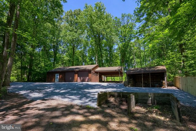 139 JOANNA RD, Morgantown, PA 19543