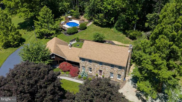 139 JOANNA RD, Morgantown, PA 19543