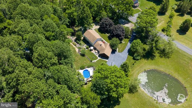 139 JOANNA RD, Morgantown, PA 19543