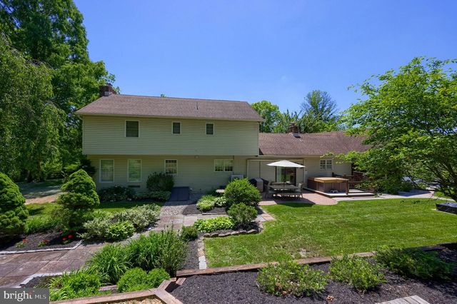 139 JOANNA RD, Morgantown, PA 19543