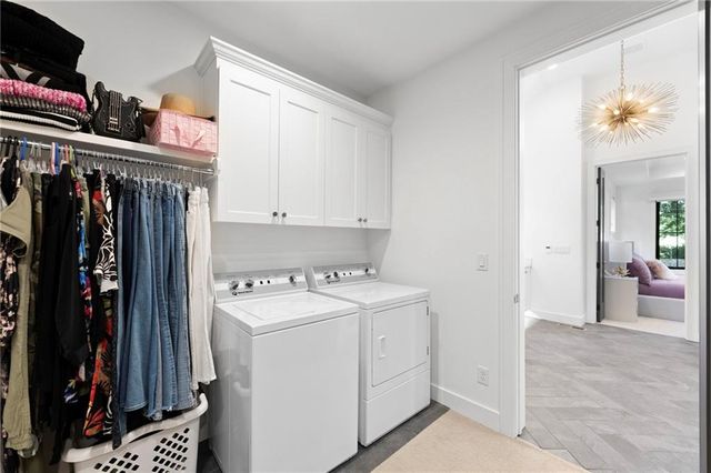 7942 Reinhardt Lane, Prairie Village, KS 66208