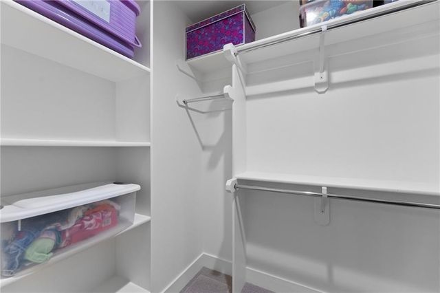 7942 Reinhardt Lane, Prairie Village, KS 66208