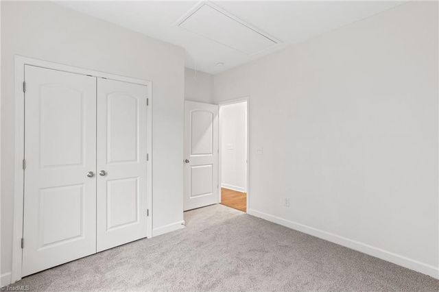 1716 Creekline Drive, Kernersville, NC 27284