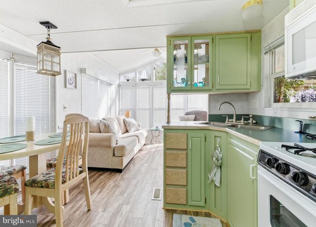 709 US 9 UNIT 170, Cape May, NJ 08204