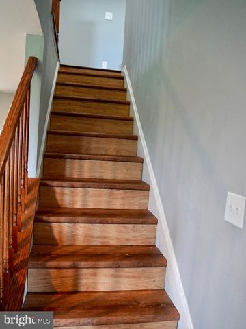 440 WHISKEY RUN RD, Newville, PA 17241