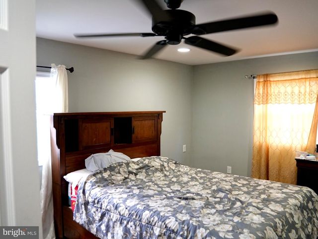 440 WHISKEY RUN RD, Newville, PA 17241