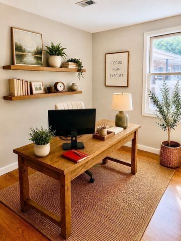 356 Neponset St L, Canton, MA 02021