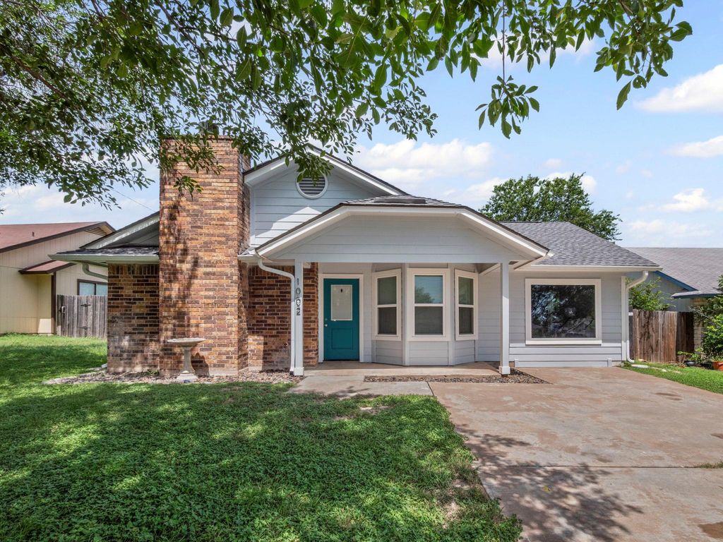 1002 Cresswell DR, Pflugerville, TX 78660