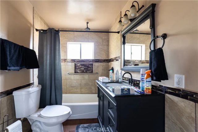 920 Cerritos Avenue, Long Beach, CA 90813