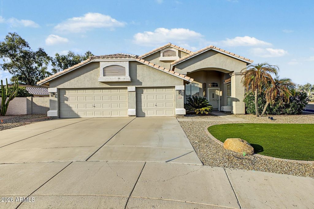 19942 N 78TH Lane, Glendale, AZ 85308 — photo 3