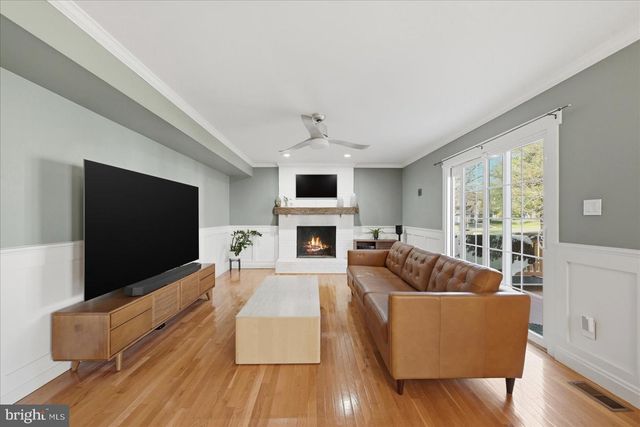 13604 GLADWYN CT, Chantilly, VA 20151