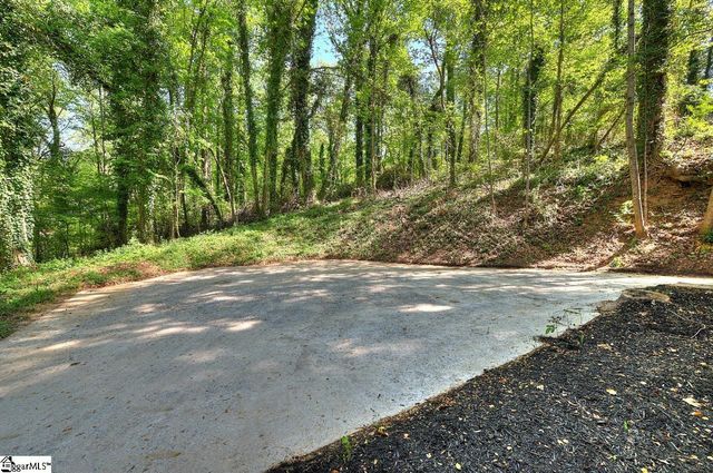 210 Rison Road, Greenville, SC 29611