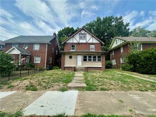 833 Work Drive 835, Akron, OH 44320