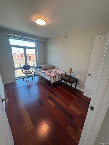 14238 37th Avenue 8B, Flushing, NY 11354