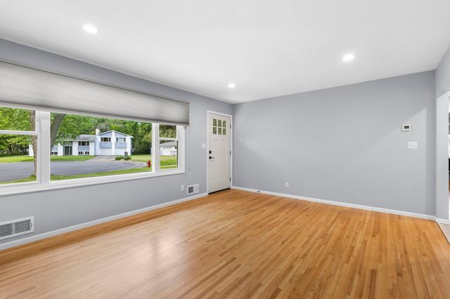 8209 Johnson Circle, Bloomington, MN 55437