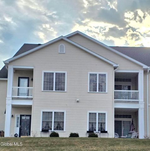 208 N Ridge 208, Troy, NY 12182