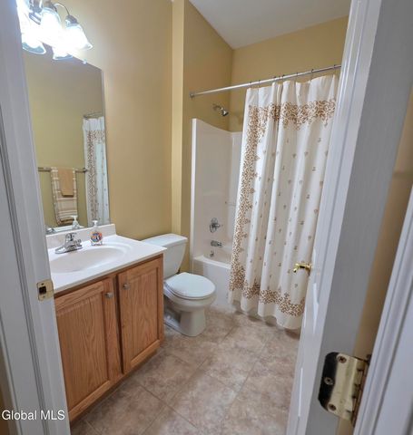 208 N Ridge, Troy, NY 12182