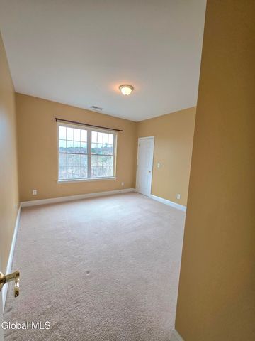 208 N Ridge, Troy, NY 12182