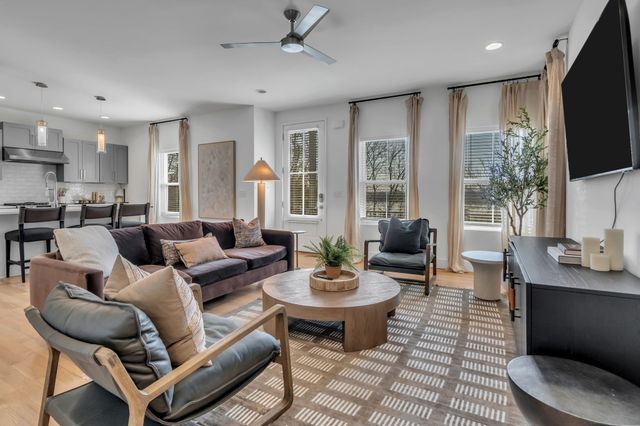 405 Marshall St Unit 3, Nashville, TN 37207