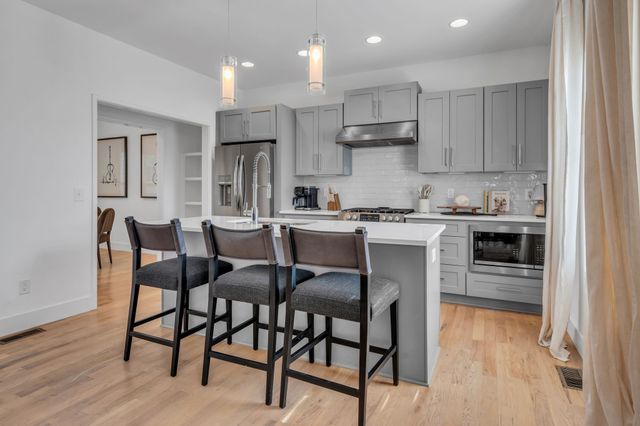 405 Marshall St Unit 3, Nashville, TN 37207