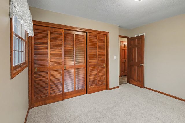 2140 Idaho Drive, Pella, IA 50219