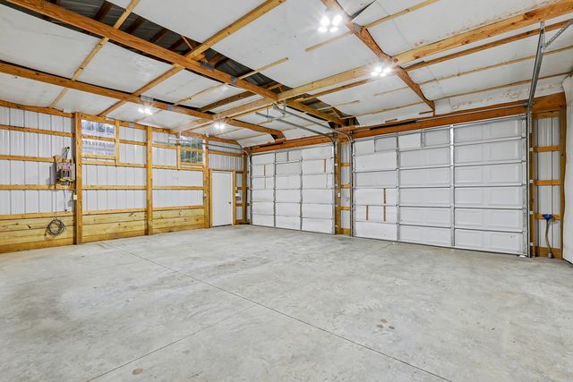 2140 Idaho Drive, Pella, IA 50219