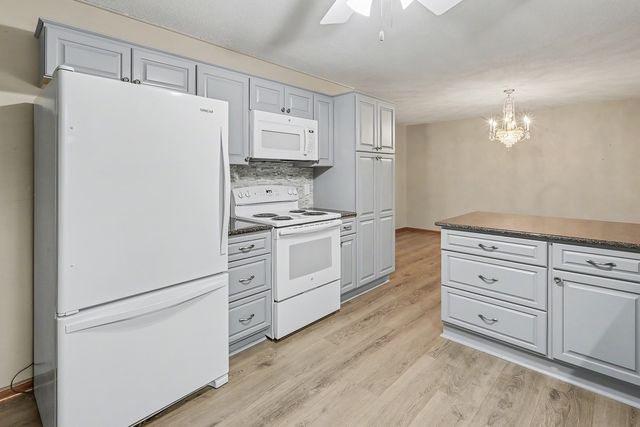 2140 Idaho Drive, Pella, IA 50219