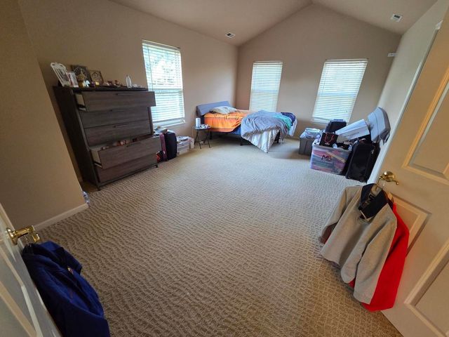 886 S Insignia Court 886, Palatine, IL 60067