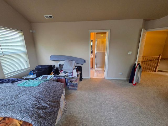 886 S Insignia Court 886, Palatine, IL 60067