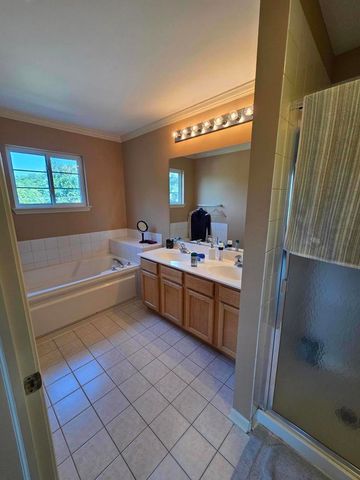 886 S Insignia Court 886, Palatine, IL 60067