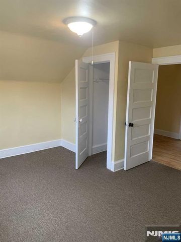10 E Passaic Street 2, Rochelle Park, NJ 07662
