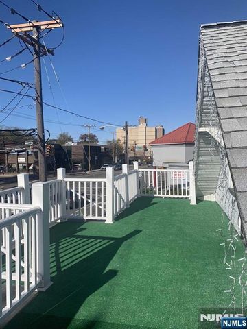 10 E Passaic Street 2, Rochelle Park, NJ 07662