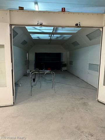 23524 E Fenkell Street, Detroit, MI 48223