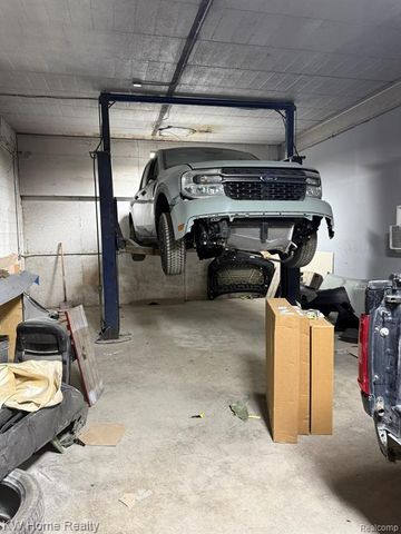 23524 E Fenkell Street, Detroit, MI 48223