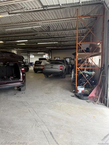 23524 E Fenkell Street, Detroit, MI 48223