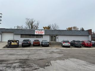 23524 E Fenkell Street, Detroit, MI 48223