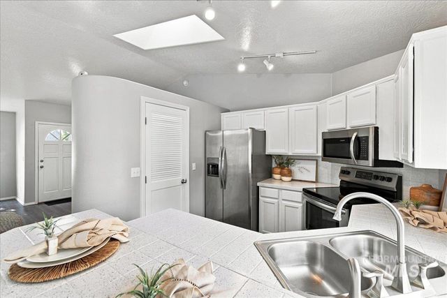 4200 E Carnation Court, Boise, ID 83716