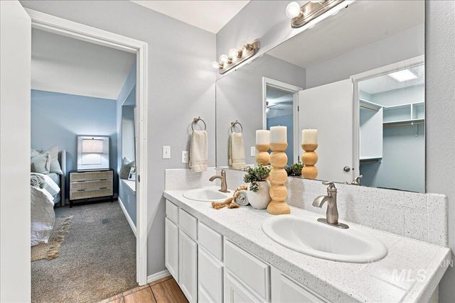 4200 E Carnation Court, Boise, ID 83716