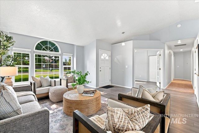 4200 E Carnation Court, Boise, ID 83716